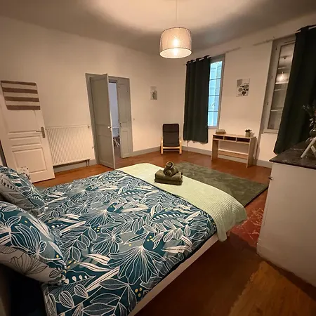 Les Platanes Apartman